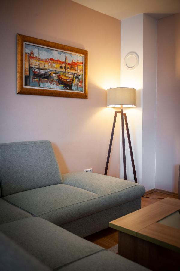 Apartment Deluxe Rovinj Exterior photo